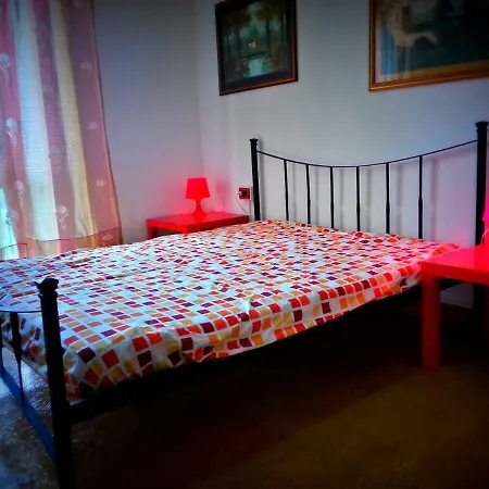Arancio Giorgio Appartamento *